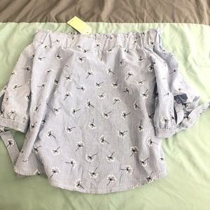 (S) summer or spring top